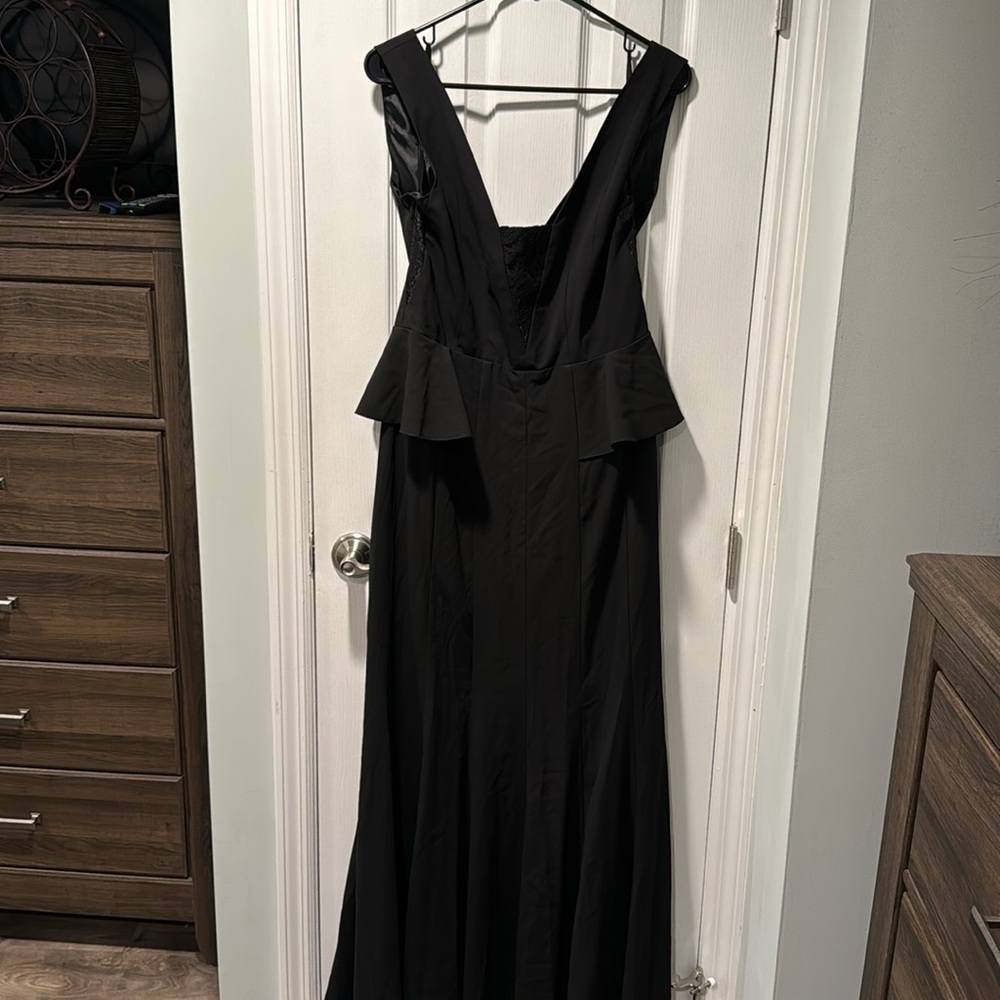 Dress Barn Black dress size 8 never worn
